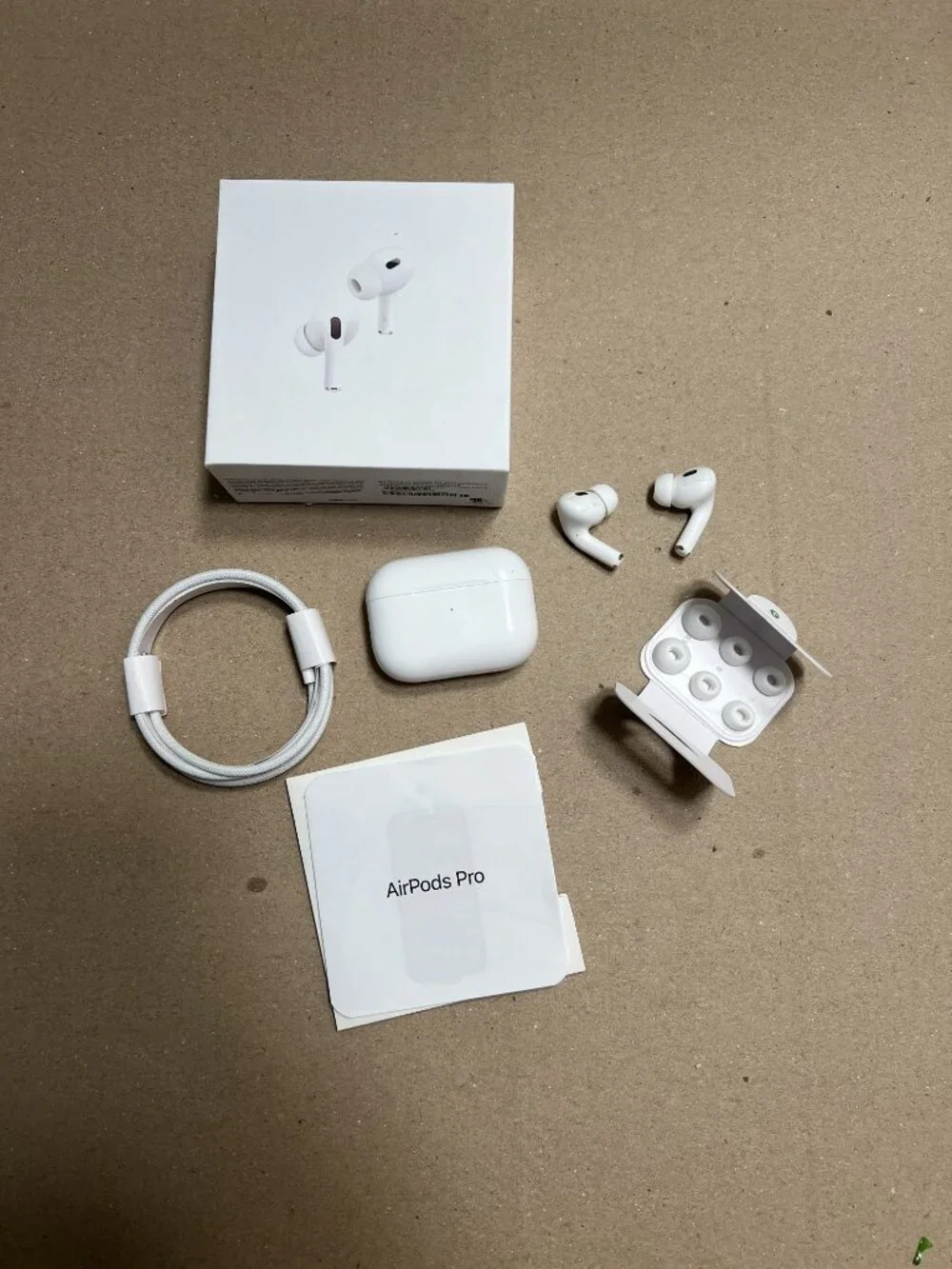 Apple AirPods 2nd Generation – Original, Clean Sound, Fast Pairing